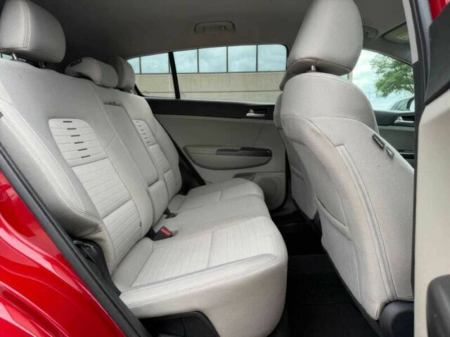 Червоний Кіа Sportage, об'ємом двигуна 2.4 л та пробігом 21 тис. км за 12600 $, фото 10 на Automoto.ua