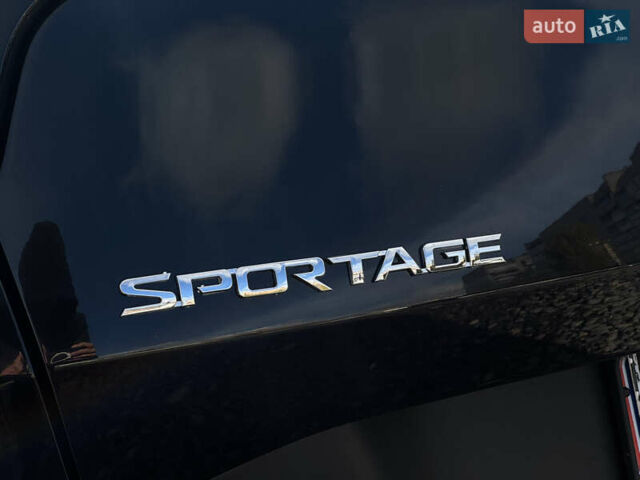 Червоний Кіа Sportage, об'ємом двигуна 1.98 л та пробігом 15 тис. км за 28500 $, фото 17 на Automoto.ua