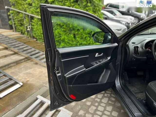 Киа Sportage, объемом двигателя 2 л и пробегом 148 тыс. км за 12950 $, фото 4 на Automoto.ua