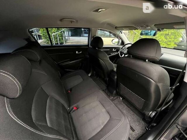 Киа Sportage, объемом двигателя 2 л и пробегом 148 тыс. км за 12950 $, фото 13 на Automoto.ua