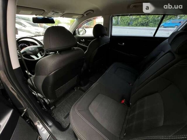 Киа Sportage, объемом двигателя 2 л и пробегом 148 тыс. км за 12950 $, фото 12 на Automoto.ua