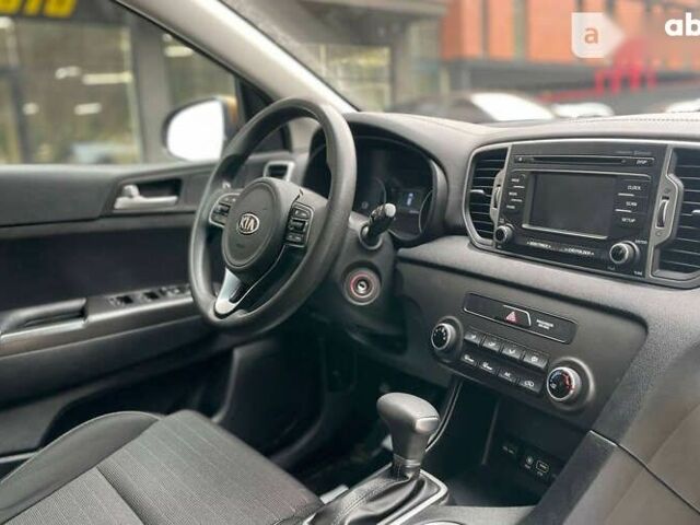 Кіа Sportage, об'ємом двигуна 2.4 л та пробігом 195 тис. км за 16600 $, фото 10 на Automoto.ua