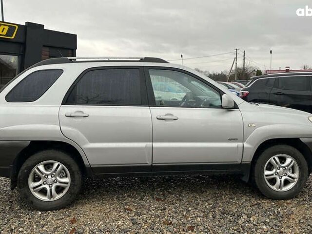 Киа Sportage, объемом двигателя 2 л и пробегом 265 тыс. км за 7600 $, фото 7 на Automoto.ua