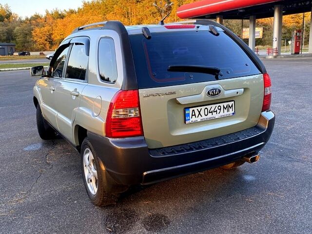 Киа Sportage, объемом двигателя 2 л и пробегом 209 тыс. км за 7950 $, фото 5 на Automoto.ua