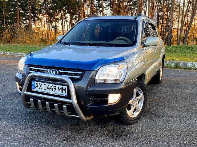 Кіа Sportage, об'ємом двигуна 2 л та пробігом 209 тис. км за 7950 $, фото 2 на Automoto.ua