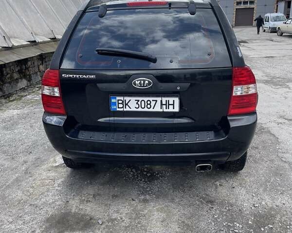 Киа Sportage, объемом двигателя 2 л и пробегом 280 тыс. км за 7200 $, фото 2 на Automoto.ua