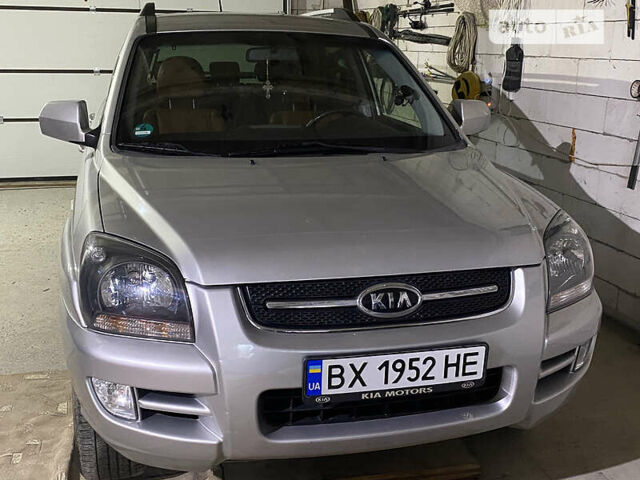 Киа Sportage, объемом двигателя 2 л и пробегом 165 тыс. км за 7400 $, фото 12 на Automoto.ua