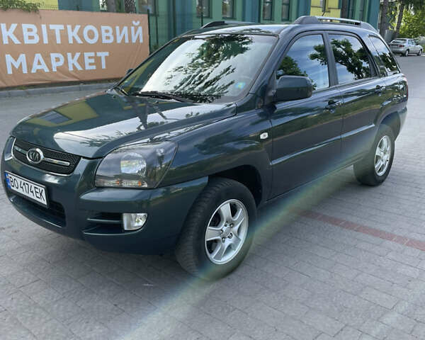 Киа Sportage, объемом двигателя 2 л и пробегом 236 тыс. км за 7800 $, фото 3 на Automoto.ua