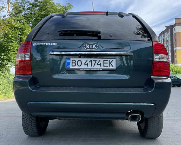 Киа Sportage, объемом двигателя 2 л и пробегом 236 тыс. км за 7800 $, фото 12 на Automoto.ua