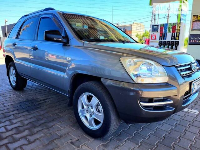 Киа Sportage, объемом двигателя 2 л и пробегом 195 тыс. км за 7390 $, фото 4 на Automoto.ua