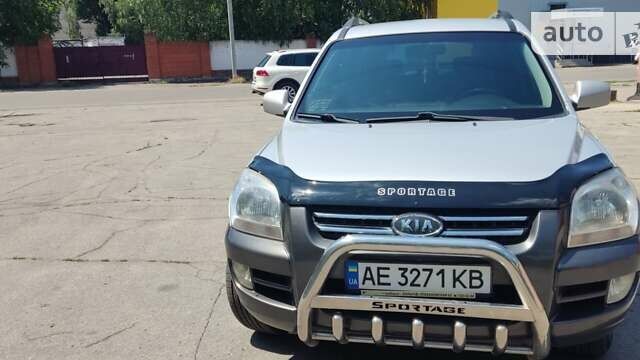 Кіа Sportage, об'ємом двигуна 0 л та пробігом 185 тис. км за 8700 $, фото 3 на Automoto.ua