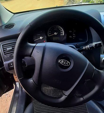 Киа Sportage, объемом двигателя 20 л и пробегом 214 тыс. км за 8300 $, фото 8 на Automoto.ua