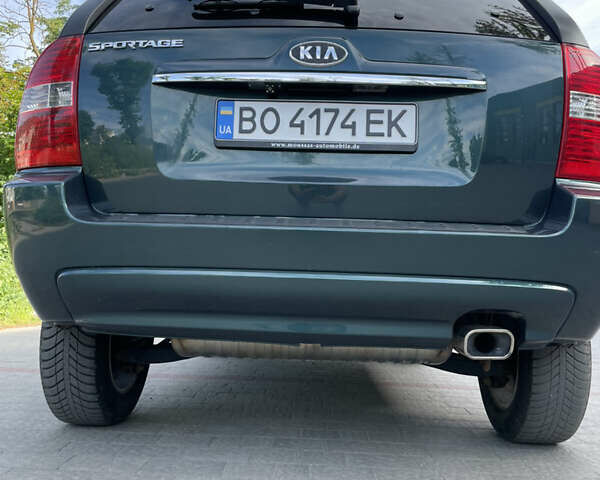 Киа Sportage, объемом двигателя 2 л и пробегом 236 тыс. км за 7800 $, фото 13 на Automoto.ua