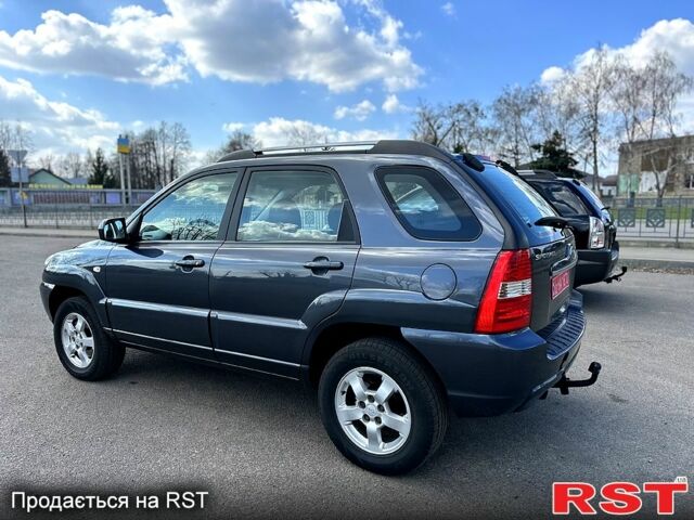 Кіа Sportage, об'ємом двигуна 20 л та пробігом 191 тис. км за 8000 $, фото 4 на Automoto.ua