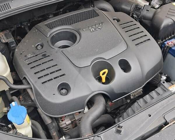 Киа Sportage, объемом двигателя 2 л и пробегом 167 тыс. км за 9000 $, фото 4 на Automoto.ua