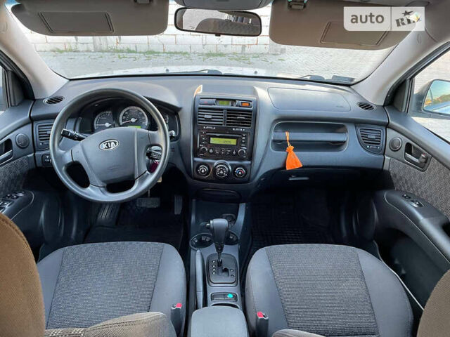 Киа Sportage, объемом двигателя 2 л и пробегом 112 тыс. км за 8850 $, фото 32 на Automoto.ua