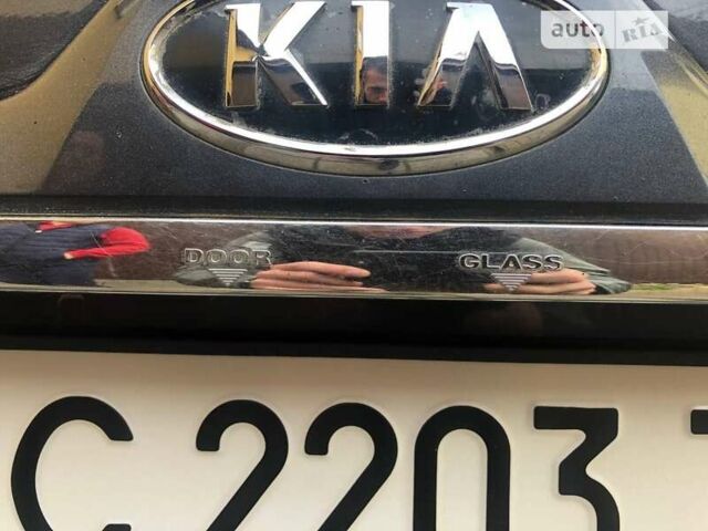Киа Sportage, объемом двигателя 1.98 л и пробегом 212 тыс. км за 7700 $, фото 8 на Automoto.ua