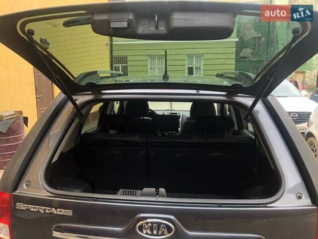 Киа Sportage, объемом двигателя 1.98 л и пробегом 212 тыс. км за 7700 $, фото 7 на Automoto.ua