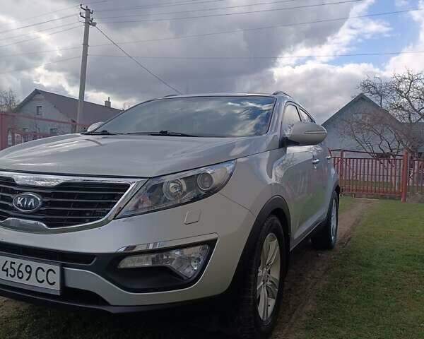 Киа Sportage, объемом двигателя 1.7 л и пробегом 319 тыс. км за 12000 $, фото 1 на Automoto.ua