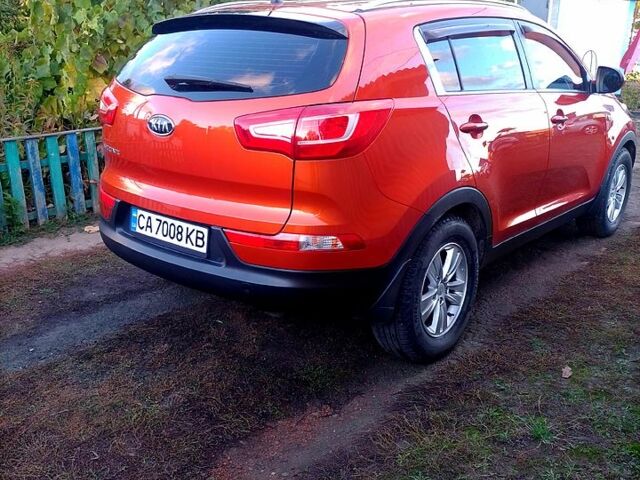 Киа Sportage, объемом двигателя 2 л и пробегом 131 тыс. км за 10200 $, фото 2 на Automoto.ua
