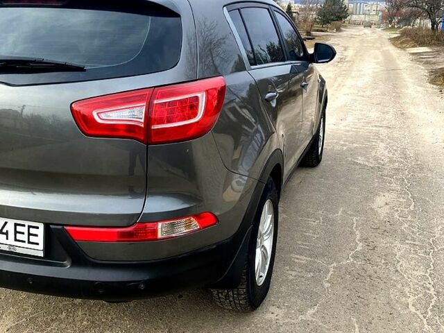 Кіа Sportage, об'ємом двигуна 2 л та пробігом 180 тис. км за 11300 $, фото 10 на Automoto.ua