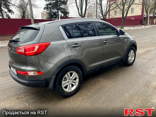 Кіа Sportage, об'ємом двигуна 2 л та пробігом 211 тис. км за 12000 $, фото 2 на Automoto.ua