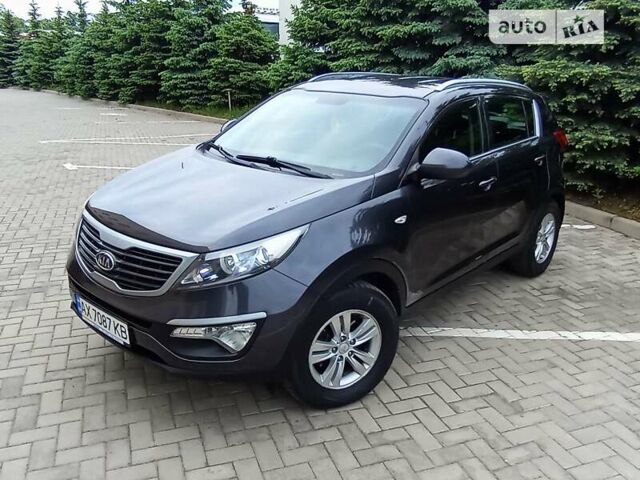 Кіа Sportage, об'ємом двигуна 2 л та пробігом 184 тис. км за 10700 $, фото 1 на Automoto.ua