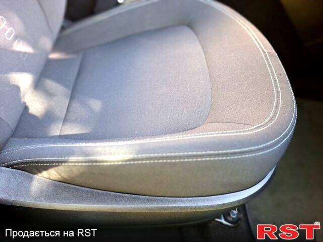 Киа Sportage, объемом двигателя 1.7 л и пробегом 217 тыс. км за 12300 $, фото 4 на Automoto.ua