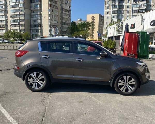 Кіа Sportage, об'ємом двигуна 2 л та пробігом 224 тис. км за 11700 $, фото 3 на Automoto.ua