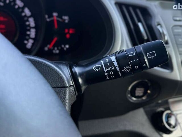 Кіа Sportage, об'ємом двигуна 2 л та пробігом 206 тис. км за 11500 $, фото 22 на Automoto.ua