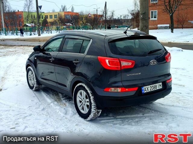 Кіа Sportage, об'ємом двигуна 2 л та пробігом 121 тис. км за 12400 $, фото 7 на Automoto.ua