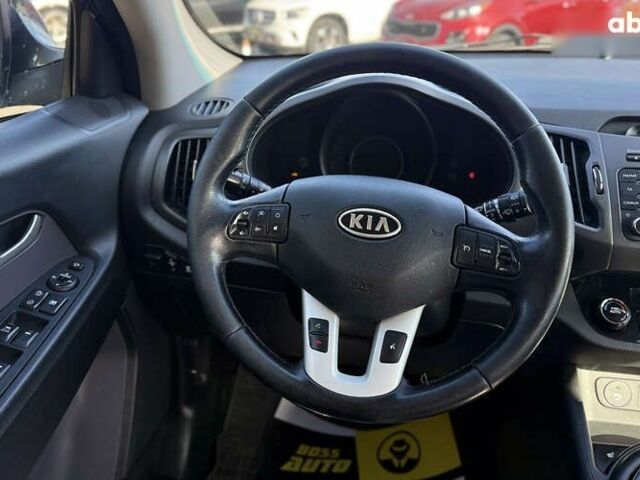 Кіа Sportage, об'ємом двигуна 2 л та пробігом 206 тис. км за 11500 $, фото 11 на Automoto.ua