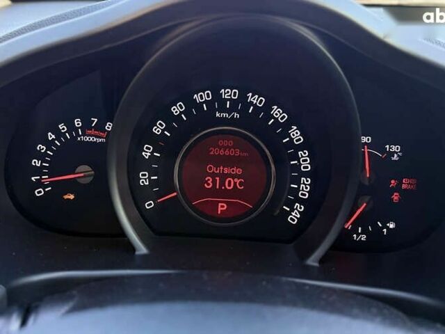 Кіа Sportage, об'ємом двигуна 2 л та пробігом 206 тис. км за 11500 $, фото 18 на Automoto.ua