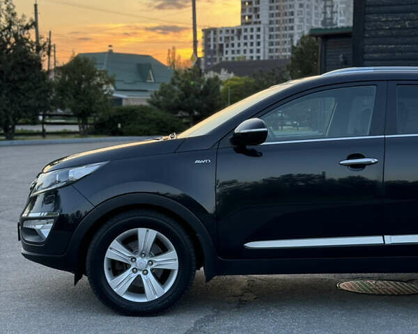 Кіа Sportage, об'ємом двигуна 2 л та пробігом 218 тис. км за 12699 $, фото 4 на Automoto.ua