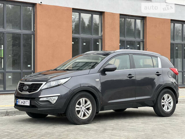 Киа Sportage, объемом двигателя 1.7 л и пробегом 204 тыс. км за 10900 $, фото 4 на Automoto.ua