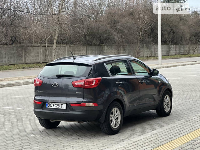 Киа Sportage, объемом двигателя 1.7 л и пробегом 204 тыс. км за 10900 $, фото 7 на Automoto.ua