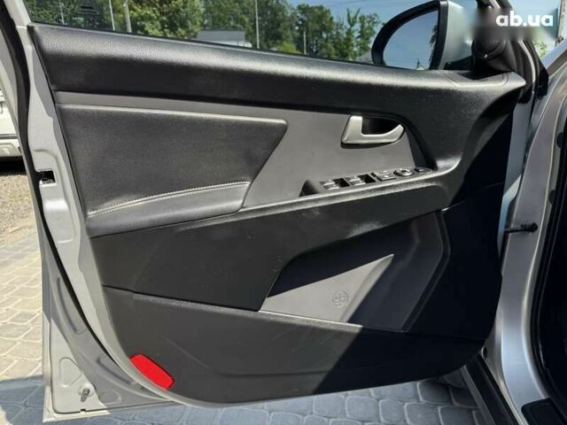 Киа Sportage, объемом двигателя 0 л и пробегом 186 тыс. км за 13700 $, фото 16 на Automoto.ua