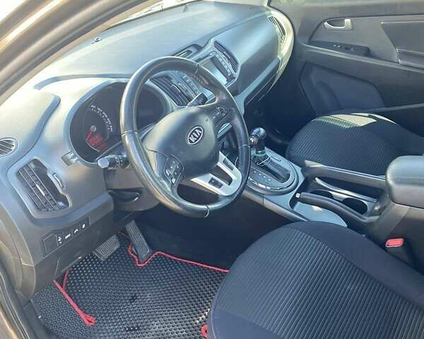 Кіа Sportage, об'ємом двигуна 2 л та пробігом 224 тис. км за 11700 $, фото 2 на Automoto.ua