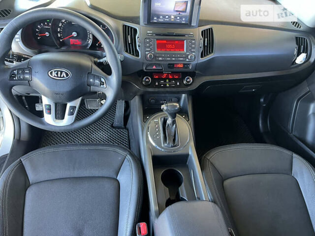 Киа Sportage, объемом двигателя 2 л и пробегом 136 тыс. км за 13000 $, фото 7 на Automoto.ua