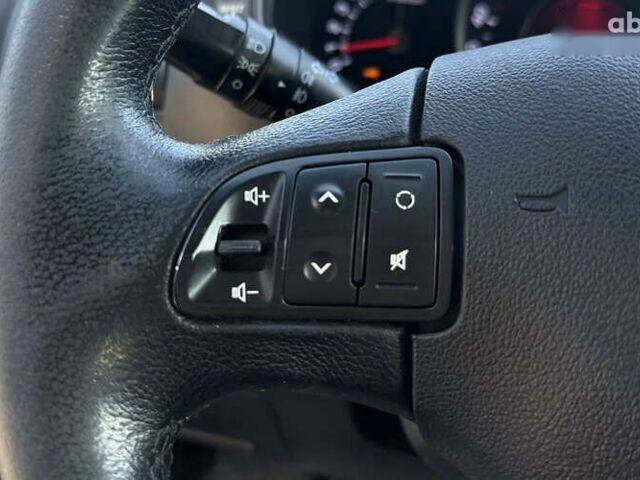 Кіа Sportage, об'ємом двигуна 2 л та пробігом 206 тис. км за 11500 $, фото 25 на Automoto.ua