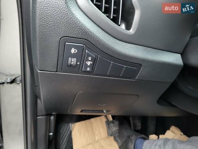 Кіа Sportage, об'ємом двигуна 1.69 л та пробігом 175 тис. км за 12300 $, фото 127 на Automoto.ua