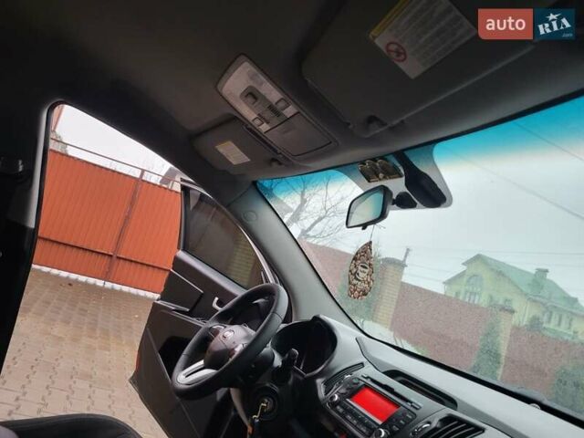 Кіа Sportage, об'ємом двигуна 1.69 л та пробігом 175 тис. км за 12300 $, фото 86 на Automoto.ua