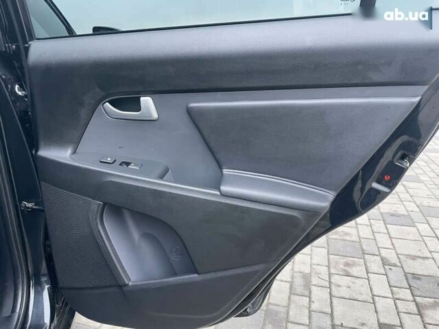 Киа Sportage, объемом двигателя 2 л и пробегом 329 тыс. км за 13300 $, фото 22 на Automoto.ua