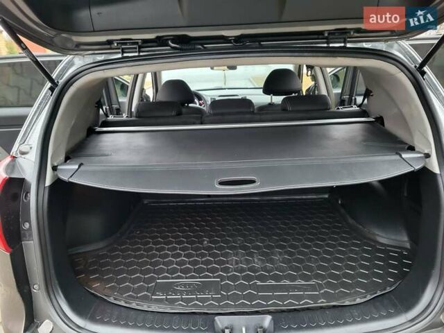Кіа Sportage, об'ємом двигуна 1.69 л та пробігом 175 тис. км за 12300 $, фото 106 на Automoto.ua