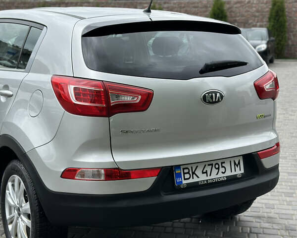 Киа Sportage, объемом двигателя 1.7 л и пробегом 214 тыс. км за 11799 $, фото 15 на Automoto.ua