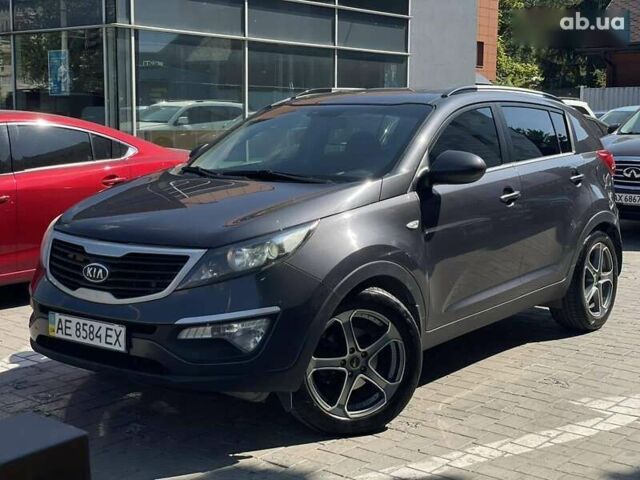 Киа Sportage, объемом двигателя 1.7 л и пробегом 255 тыс. км за 12300 $, фото 2 на Automoto.ua