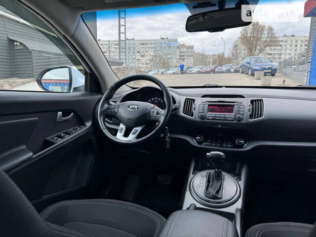 Кіа Sportage, об'ємом двигуна 2 л та пробігом 136 тис. км за 13800 $, фото 35 на Automoto.ua