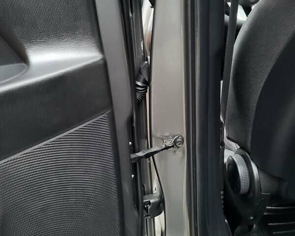 Кіа Sportage, об'ємом двигуна 1.69 л та пробігом 175 тис. км за 12300 $, фото 109 на Automoto.ua