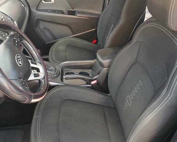 Кіа Sportage, об'ємом двигуна 0 л та пробігом 189 тис. км за 14400 $, фото 8 на Automoto.ua