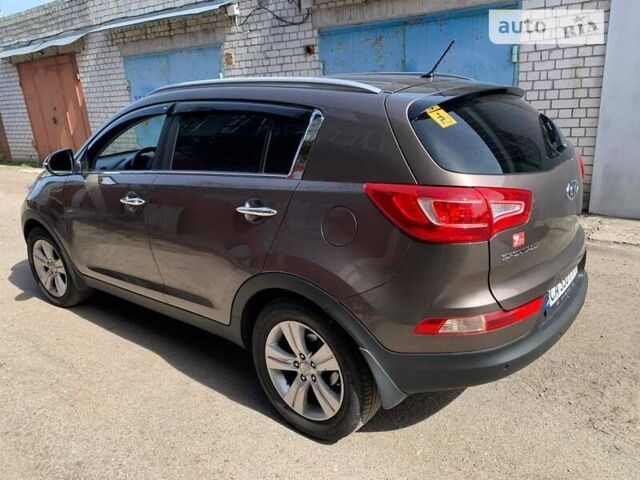 Кіа Sportage, об'ємом двигуна 1.7 л та пробігом 132 тис. км за 12100 $, фото 11 на Automoto.ua